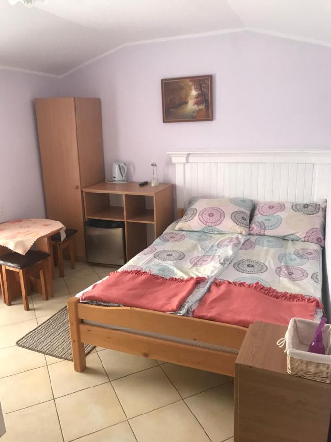 Mizerna Pokoje Goscinne U Danuty מראה חיצוני תמונה