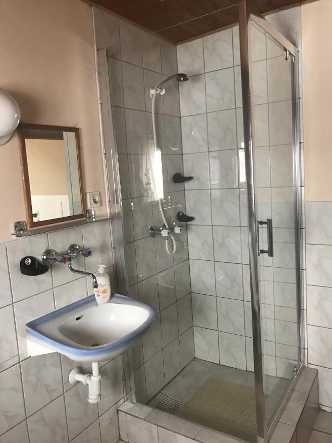 Mizerna Pokoje Goscinne U Danuty מראה חיצוני תמונה